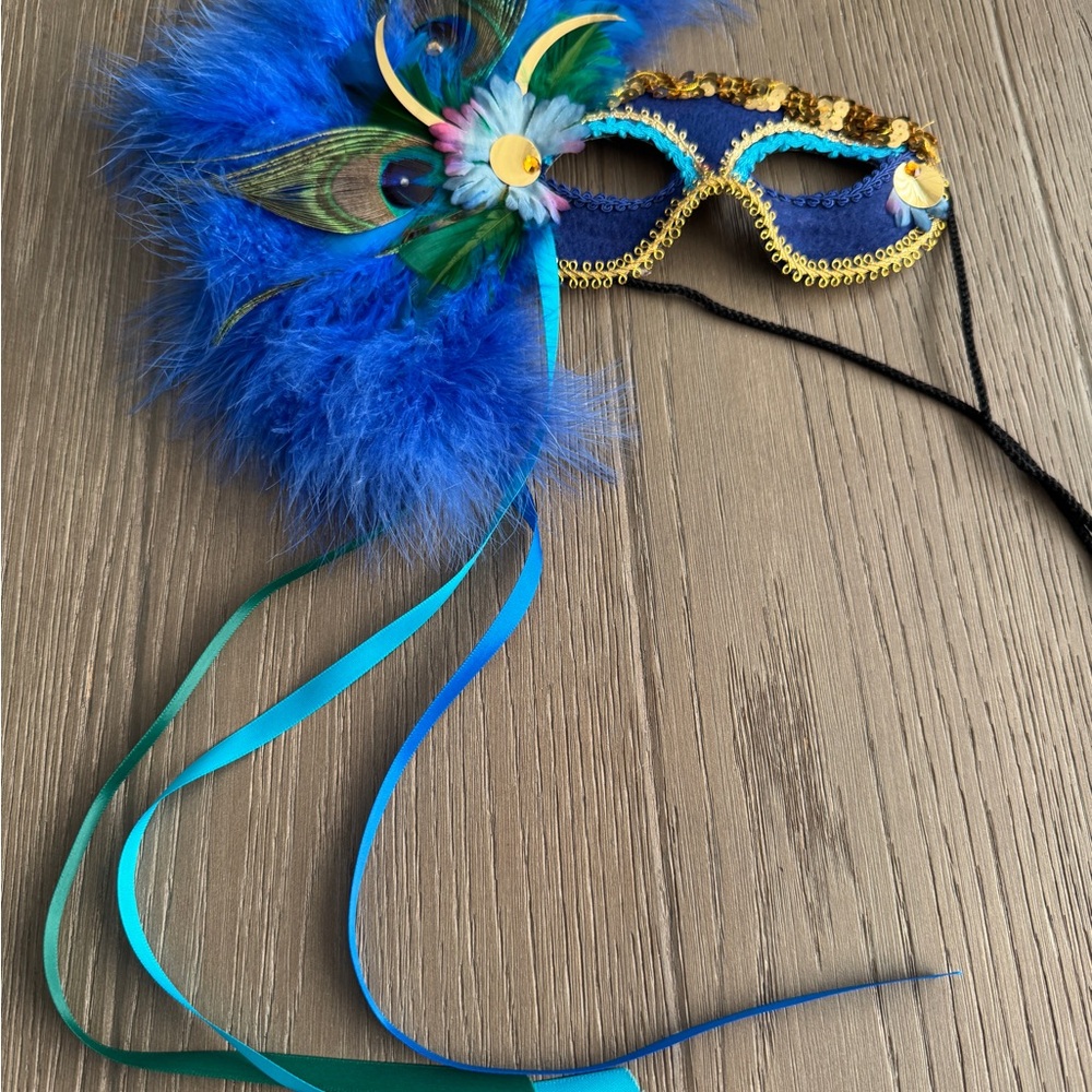 Vintage Gypsy Renaissance Large Blue Bedazzled Feathered Masquerade Mask